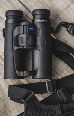 Carl Zeiss Victory SF 10x32 Binoculars
