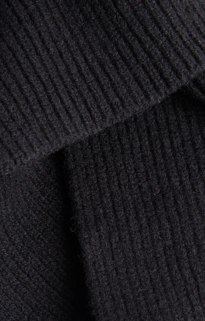 Lambswool Ribbed Scarf 2 Lambswool Ribbed Scarf - Image 2