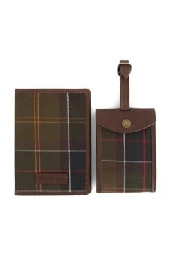 Men's Barbour Passport And Luggage Tag Gift Set