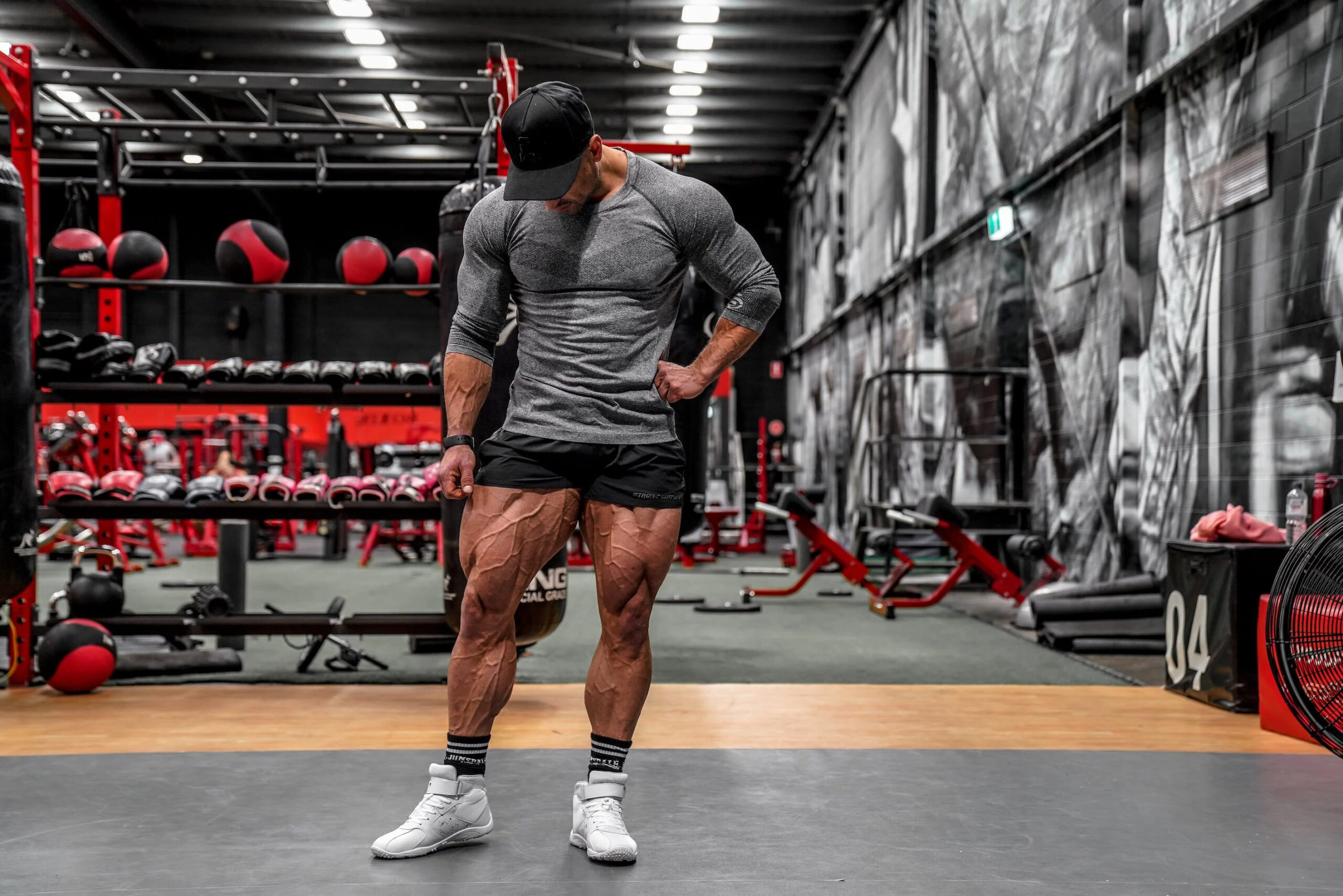 Bruar Heritage Sales Store -Bruar Heritage Sales Store ultra seamless long sleeve tee mens strong liftwear 521475 scaled